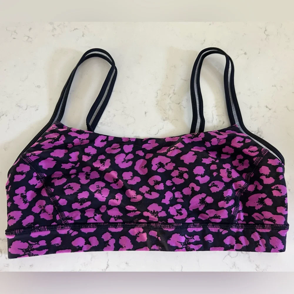 Lululemon Straight Up Bra, Size 8 - Picture 3 of 6